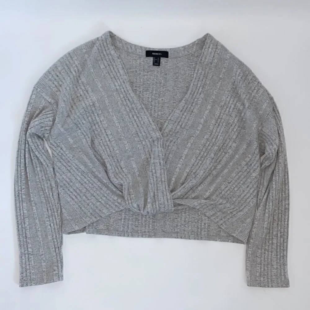 Forever 21 Grey Sweater Women’s Size 3X